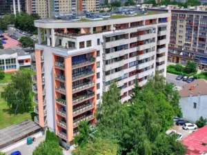 Apartamenty Kordylewskiego Kraków nowestate biuro zewnętrzne dewelopera lachman